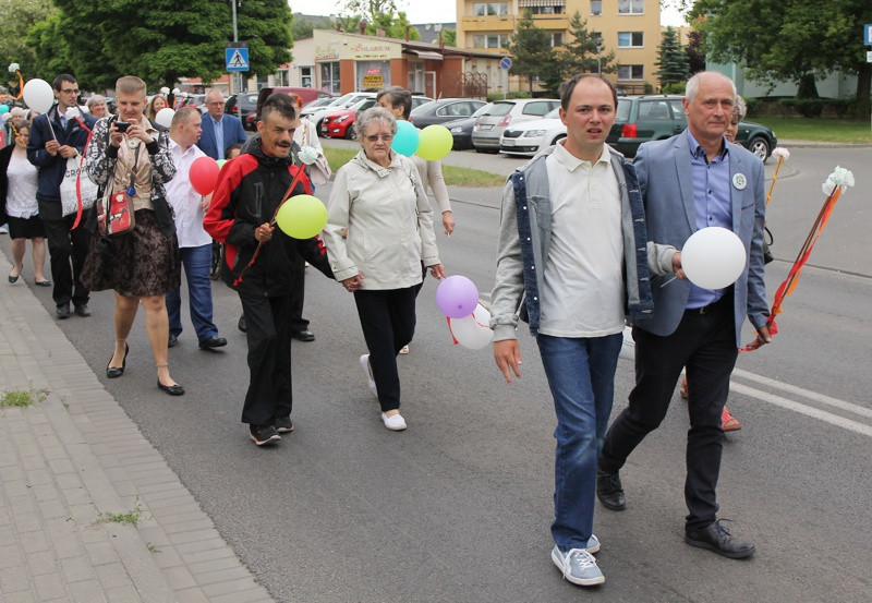 Dzień Godności Osoby Niepełnosprawnej Intelektualnie oraz 15 urodziny ŚDS [foto]