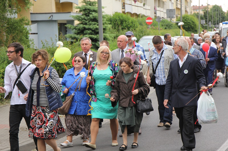 Dzień Godności Osoby Niepełnosprawnej Intelektualnie oraz 15 urodziny ŚDS [foto]