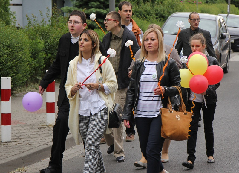 Dzień Godności Osoby Niepełnosprawnej Intelektualnie oraz 15 urodziny ŚDS [foto]