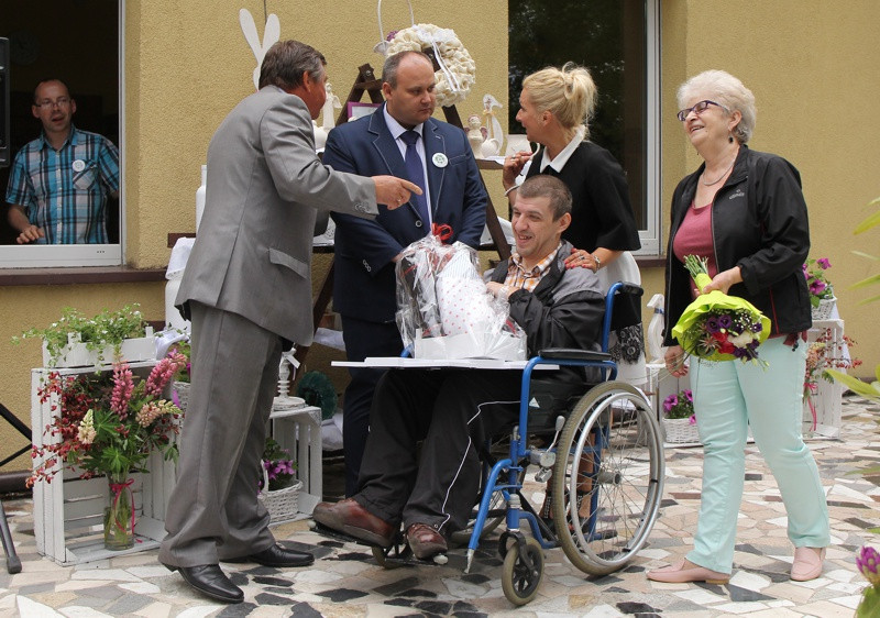 Dzień Godności Osoby Niepełnosprawnej Intelektualnie oraz 15 urodziny ŚDS [foto]
