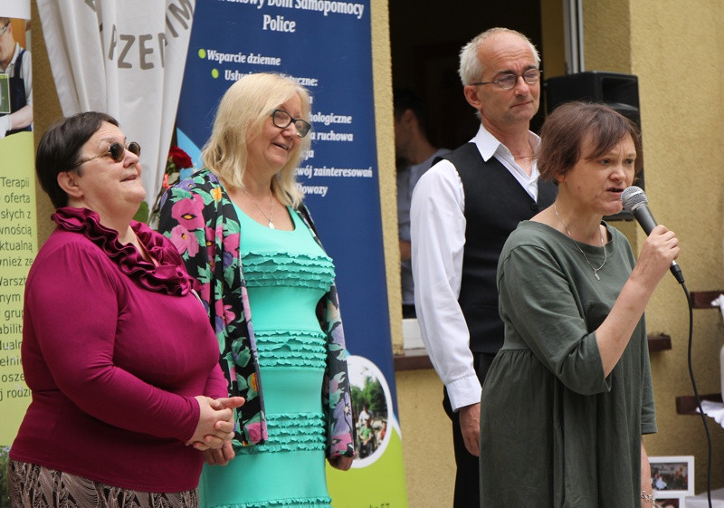 Dzień Godności Osoby Niepełnosprawnej Intelektualnie oraz 15 urodziny ŚDS [foto]