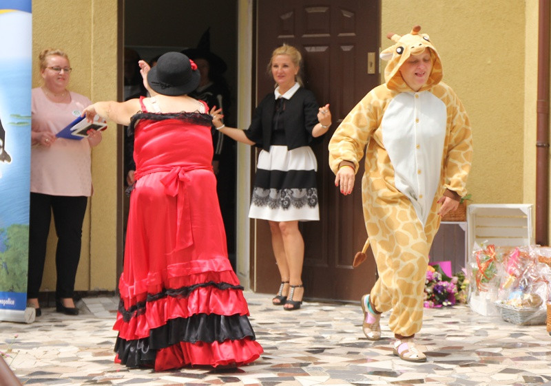 Dzień Godności Osoby Niepełnosprawnej Intelektualnie oraz 15 urodziny ŚDS [foto]