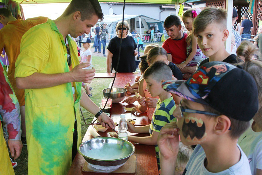 Dzień Chemika w Trzebieży - na scenie wystąpili: Łąki Łan, Sarsa i Stachursky [foto]