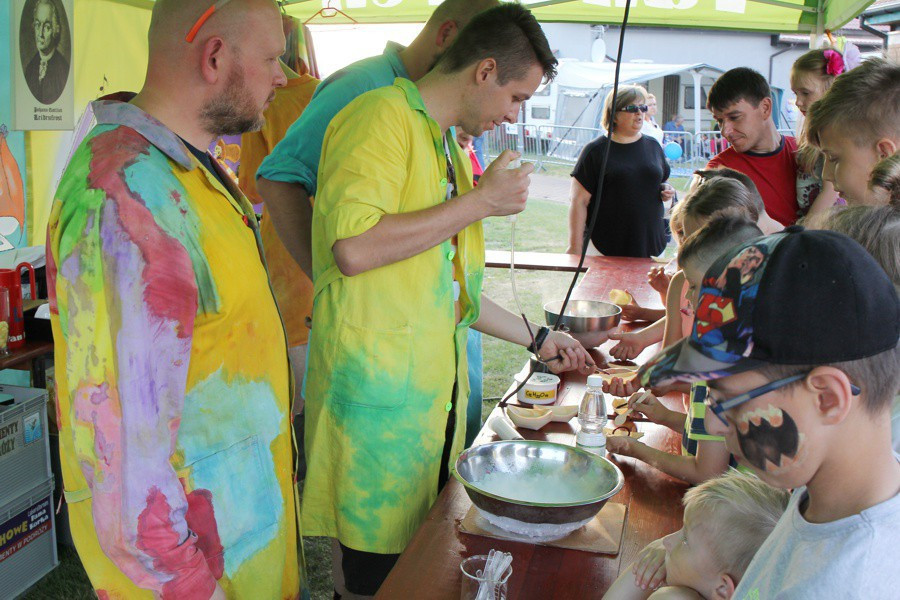 Dzień Chemika w Trzebieży - na scenie wystąpili: Łąki Łan, Sarsa i Stachursky [foto]