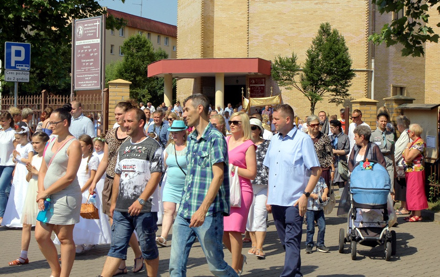 Boże Ciało w parafii pw. św. Kazimierza w Policach [foto]