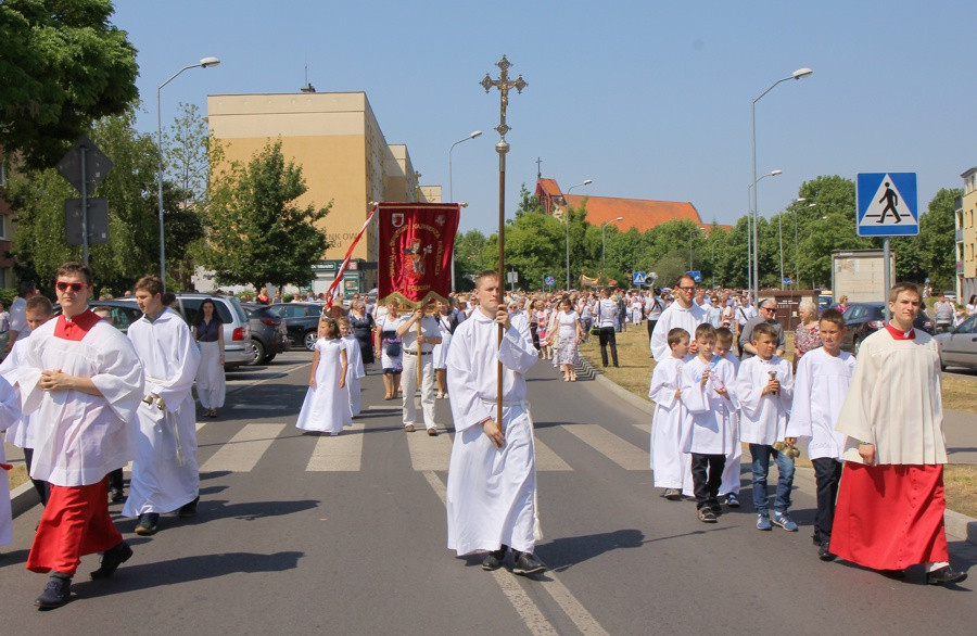 Boże Ciało w parafii pw. św. Kazimierza w Policach [foto]