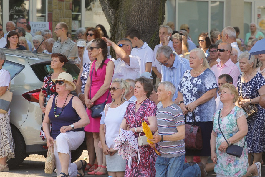 Boże Ciało w parafii pw. św. Kazimierza w Policach [foto]