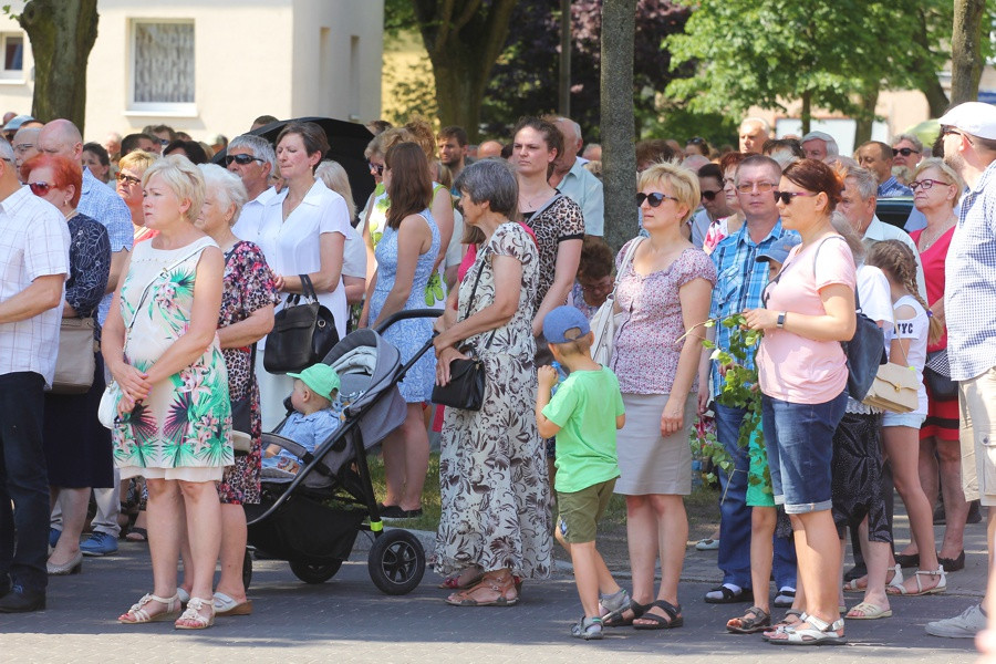 Boże Ciało w parafii pw. św. Kazimierza w Policach [foto]