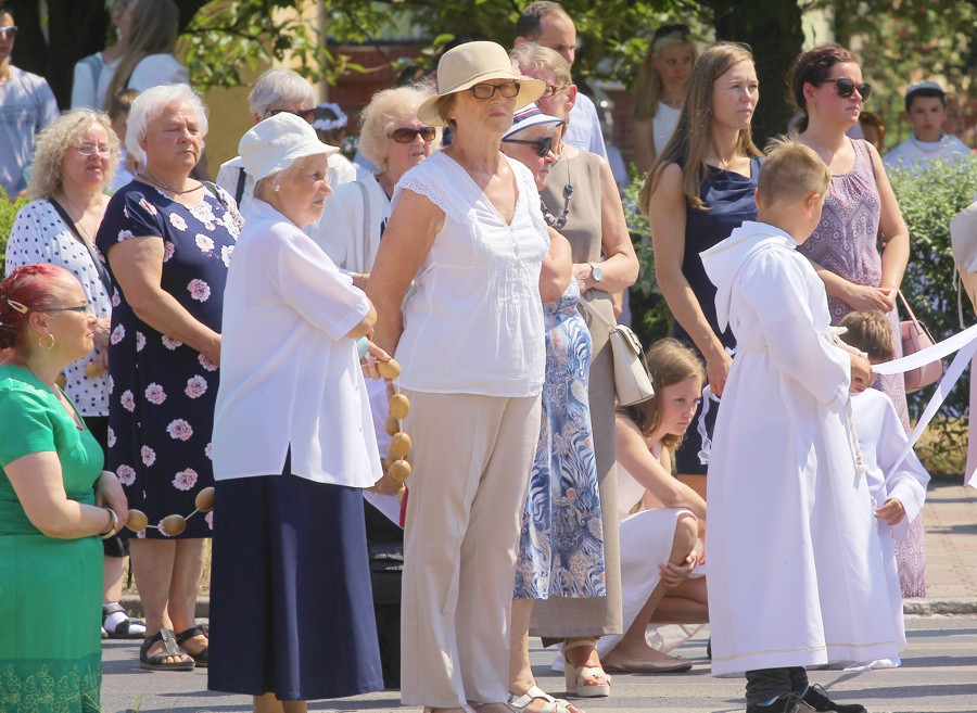 Boże Ciało w parafii pw. św. Kazimierza w Policach [foto]