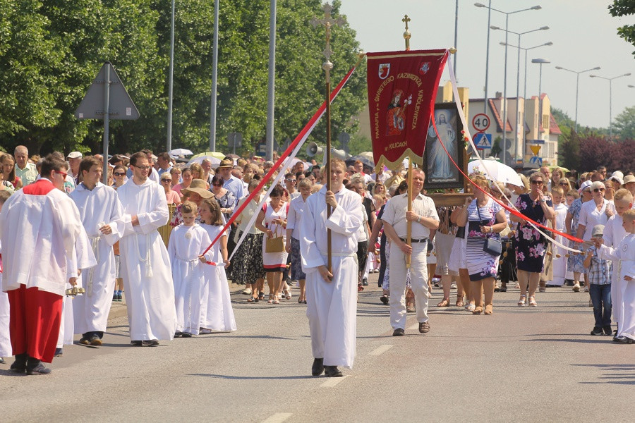 Boże Ciało w parafii pw. św. Kazimierza w Policach [foto]