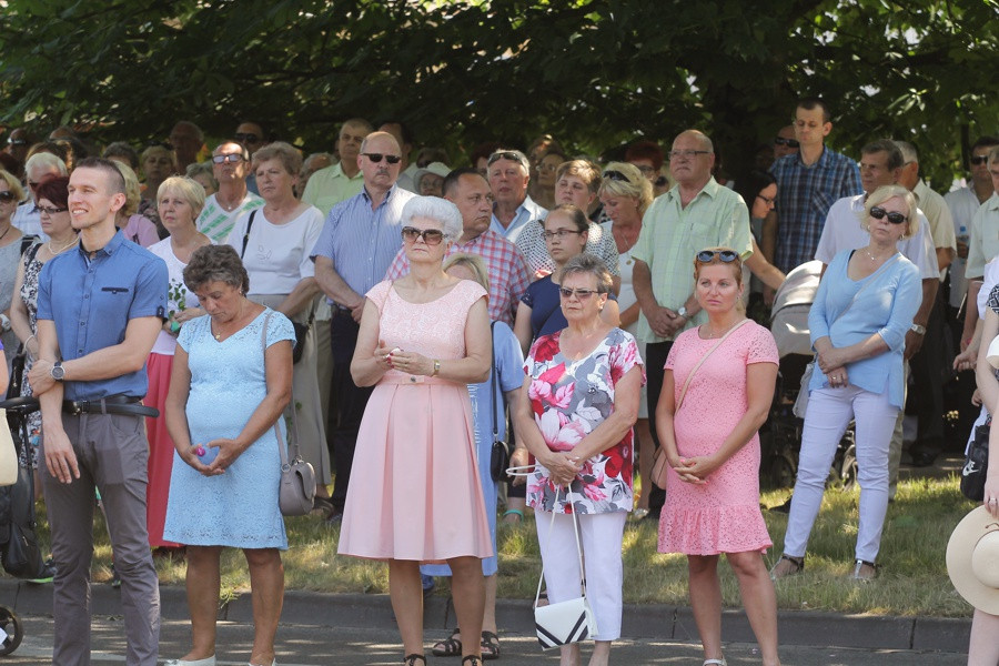 Boże Ciało w parafii pw. św. Kazimierza w Policach [foto]