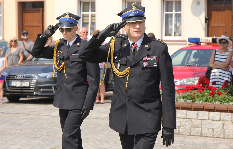 Powiatowe Obchody Dnia Strażaka w Nowym Warpnie [foto]