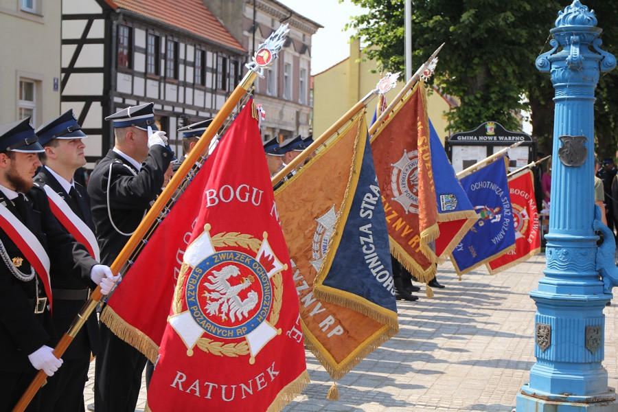 Powiatowe Obchody Dnia Strażaka w Nowym Warpnie [foto]