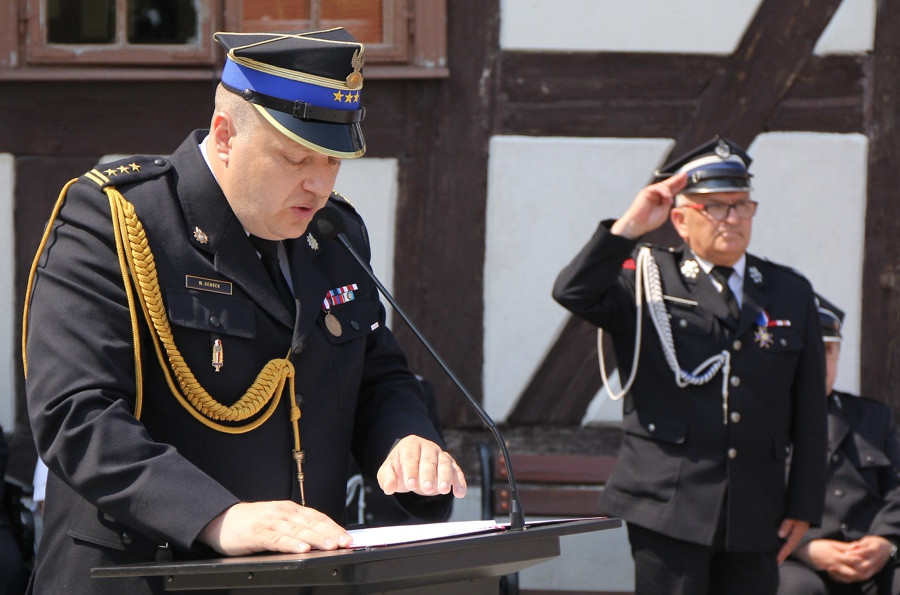 Powiatowe Obchody Dnia Strażaka w Nowym Warpnie [foto]