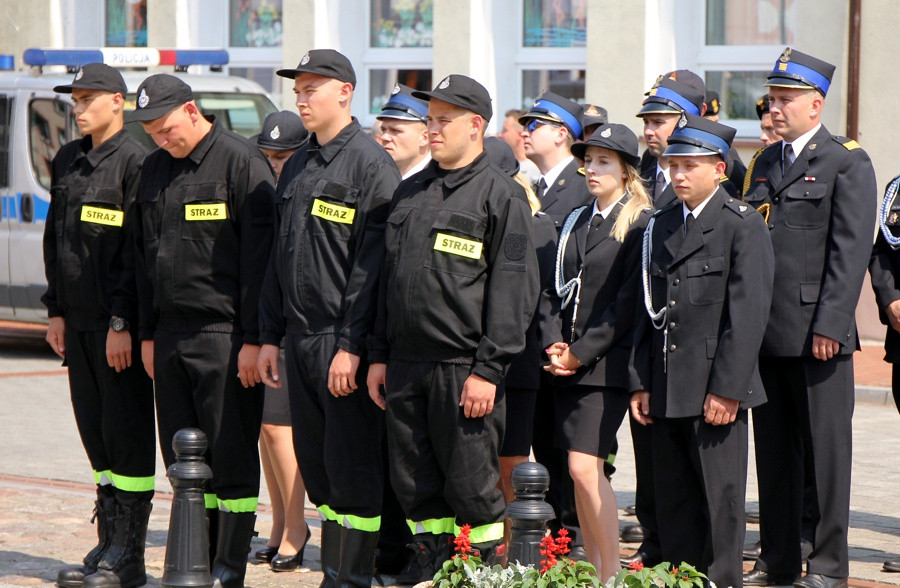 Powiatowe Obchody Dnia Strażaka w Nowym Warpnie [foto]