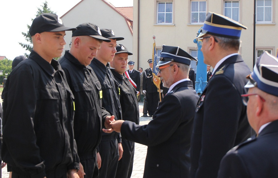 Powiatowe Obchody Dnia Strażaka w Nowym Warpnie [foto]