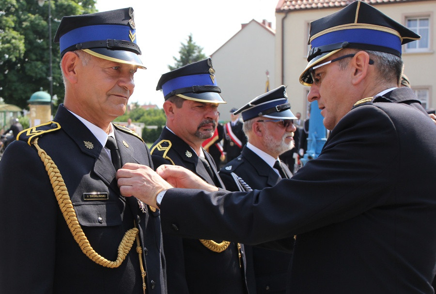 Powiatowe Obchody Dnia Strażaka w Nowym Warpnie [foto]