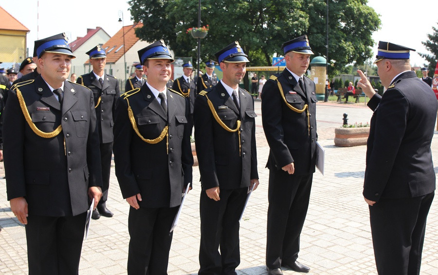 Powiatowe Obchody Dnia Strażaka w Nowym Warpnie [foto]