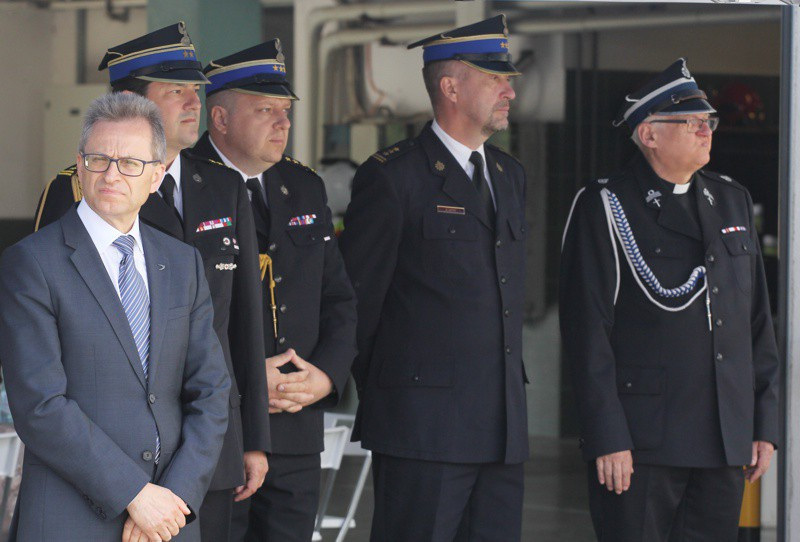 Strażacy z Grupy Azoty w Policach otrzymali sztandar i nowy samochód [foto]