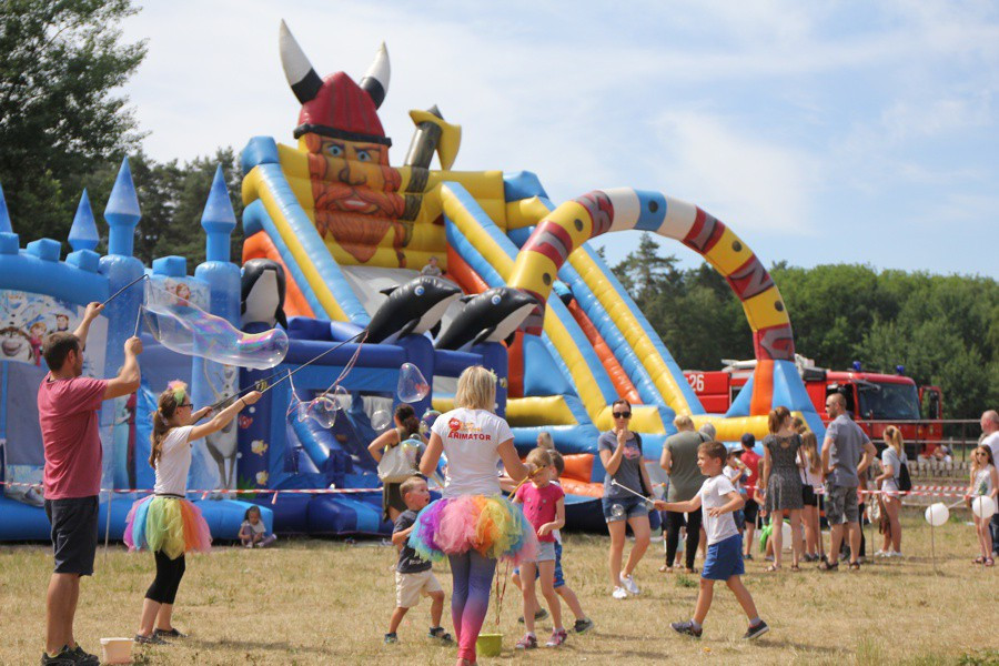 Biało-czerwone balony w setną rocznicę odzyskania niepodległości [foto]