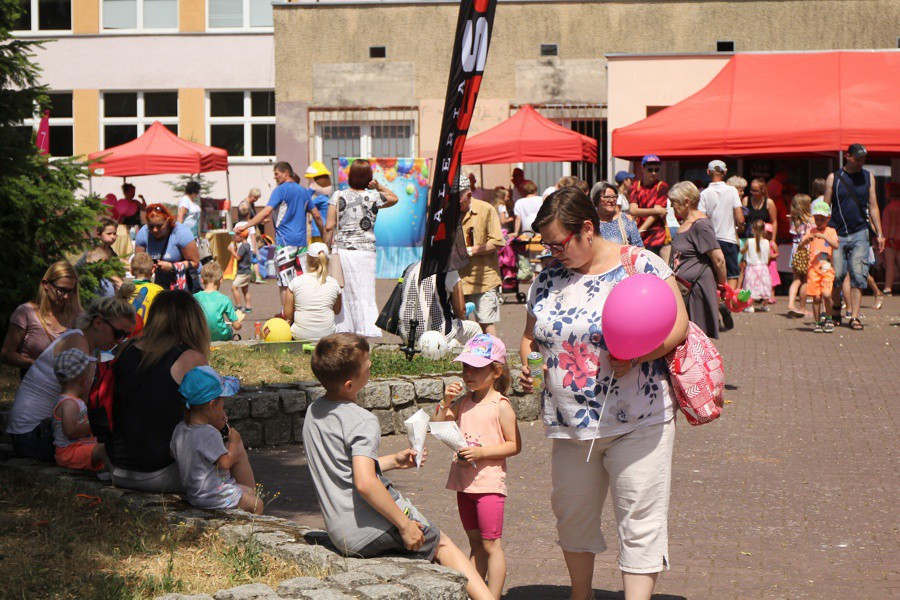 Biało-czerwone balony w setną rocznicę odzyskania niepodległości [foto]