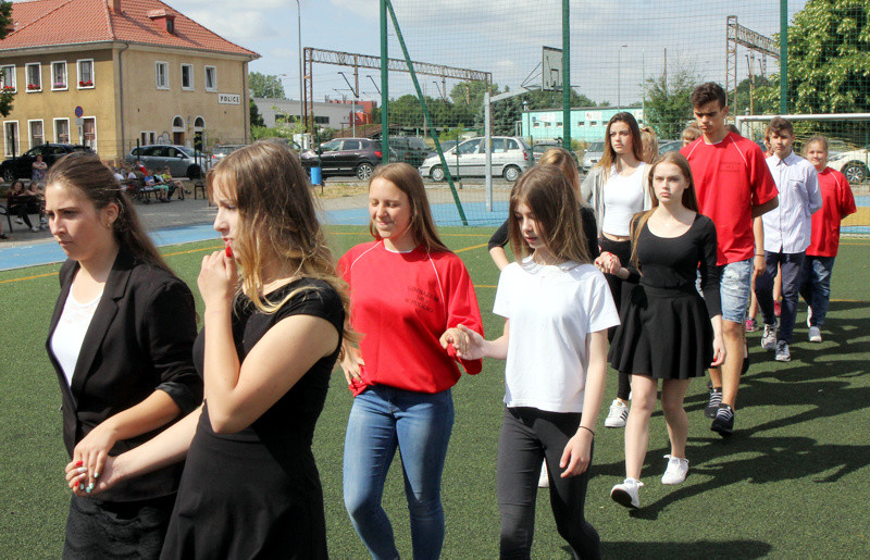 Poloneza czas zacząć... wyjątkowa lekcja w SP 1 [foto/wideo]