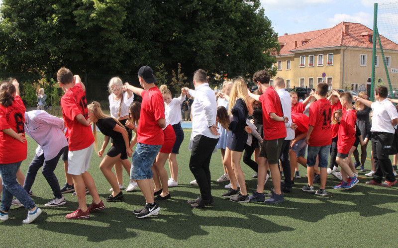 Poloneza czas zacząć... wyjątkowa lekcja w SP 1 [foto/wideo]