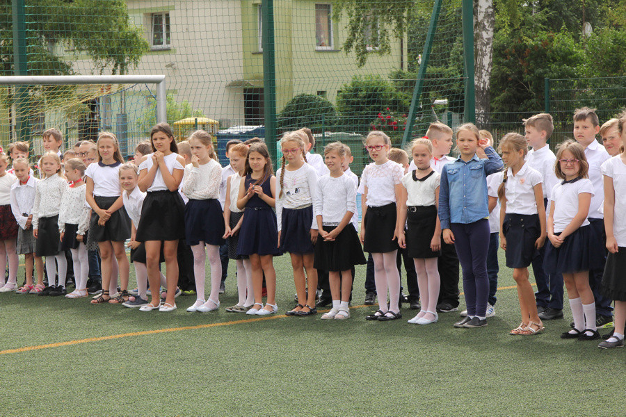 Poloneza czas zacząć... wyjątkowa lekcja w SP 1 [foto/wideo]