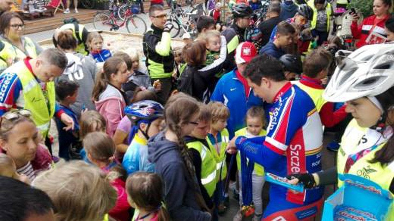 Około 300 rowerzystów podczas Mierzyńskiego Rodzinnego Rajdu Rowerowego [foto]