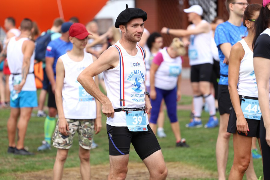 III BIEG NEPTUNA. 650 zawodników na starcie biegu w Trzebieży [foto]