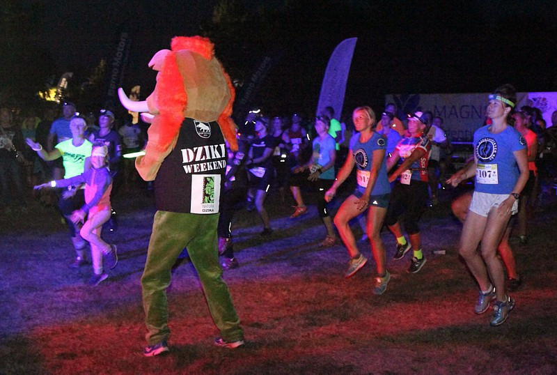 VIII Nocny Bieg Szlakiem Dzika rozpoczął Dziki Weekend 2018 [foto/wideo]