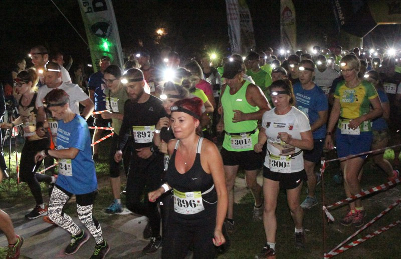 VIII Nocny Bieg Szlakiem Dzika rozpoczął Dziki Weekend 2018 [foto/wideo]
