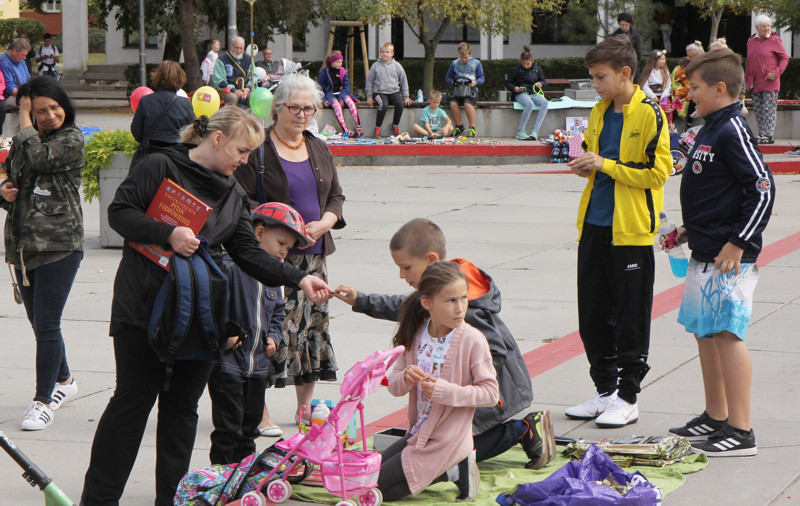 Pchli Targ w Policach [foto]