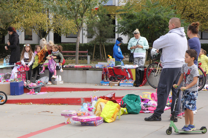 Pchli Targ w Policach [foto]