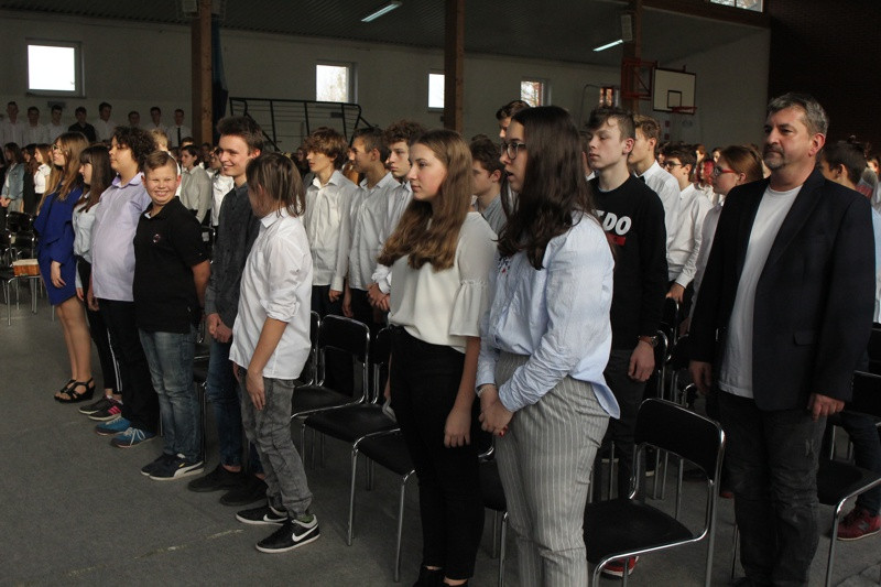 Uroczystości 100-lecia odzyskania przez Polskę niepodległości w filii SP8 [foto]