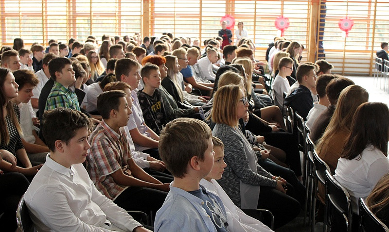 Uroczystości 100-lecia odzyskania przez Polskę niepodległości w filii SP8 [foto]