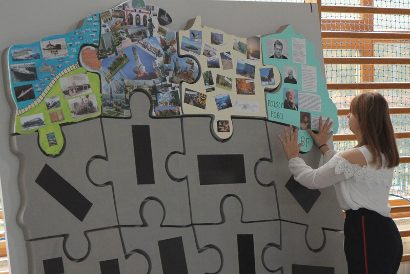 Uroczystości 100-lecia odzyskania przez Polskę niepodległości w filii SP8 [foto]