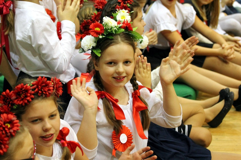 Wieczornica dla Niepodległej w SP 8 [foto]