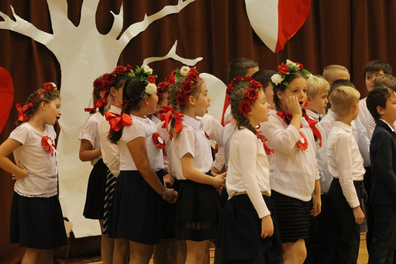 Wieczornica dla Niepodległej w SP 8 [foto]