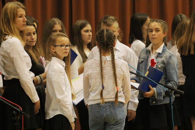 Wieczornica dla Niepodległej w SP 8 [foto]