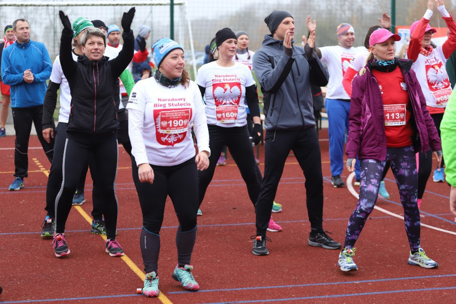 Narodowy Bieg Stulecia - Bieg Niepodległości w Stolcu [foto/wideo]