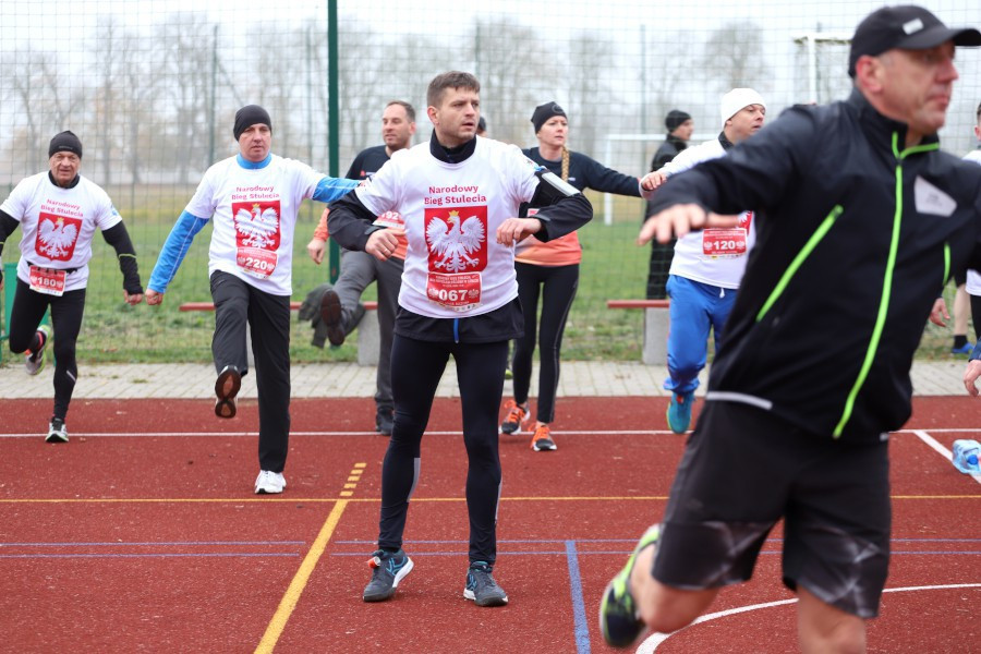 Narodowy Bieg Stulecia - Bieg Niepodległości w Stolcu [foto/wideo]
