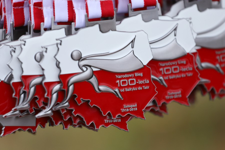 Narodowy Bieg Stulecia - Bieg Niepodległości w Stolcu [foto/wideo]