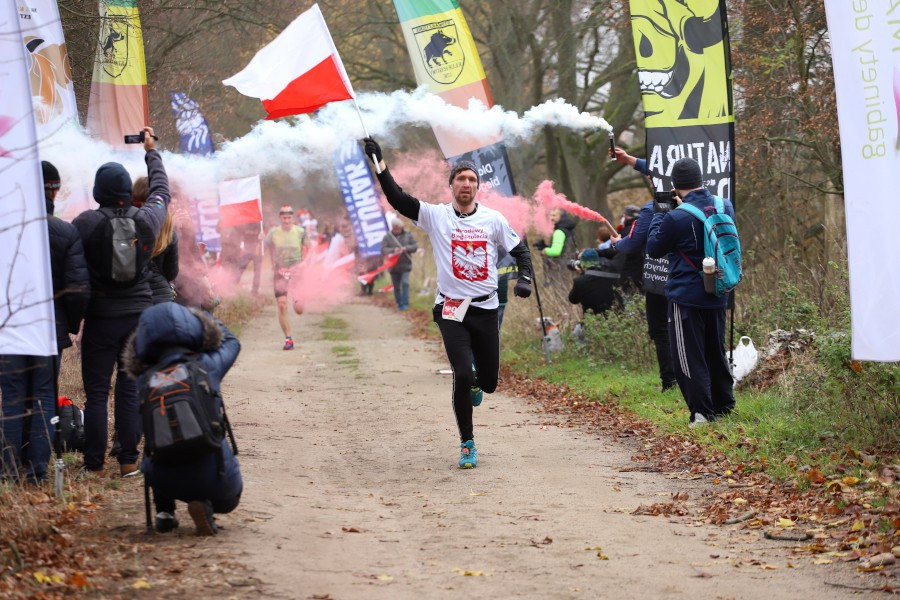 Narodowy Bieg Stulecia - Bieg Niepodległości w Stolcu [foto/wideo]