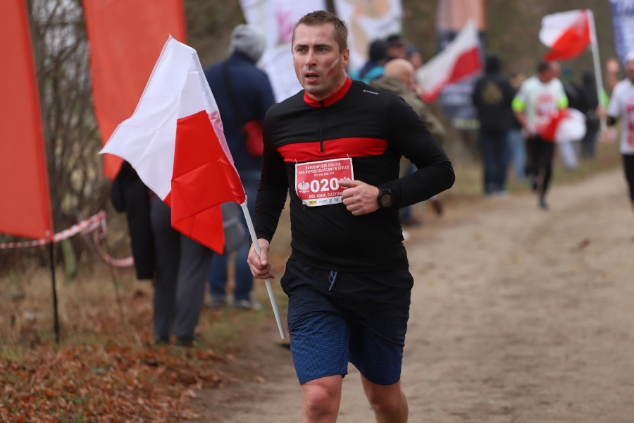 Narodowy Bieg Stulecia - Bieg Niepodległości w Stolcu [foto/wideo]