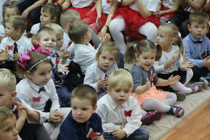 Biało-czerwono w trzebieskim przedszkolu [foto]
