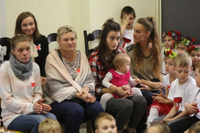 Biało-czerwono w trzebieskim przedszkolu [foto]