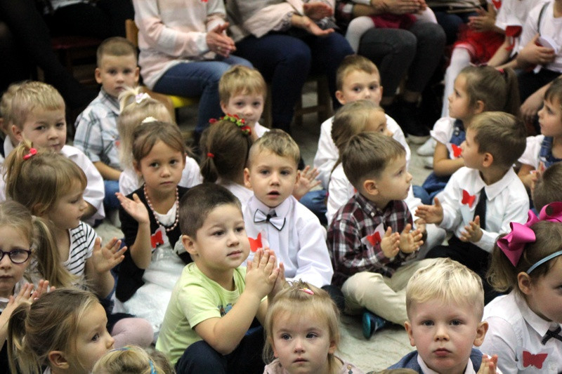 Biało-czerwono w trzebieskim przedszkolu [foto]