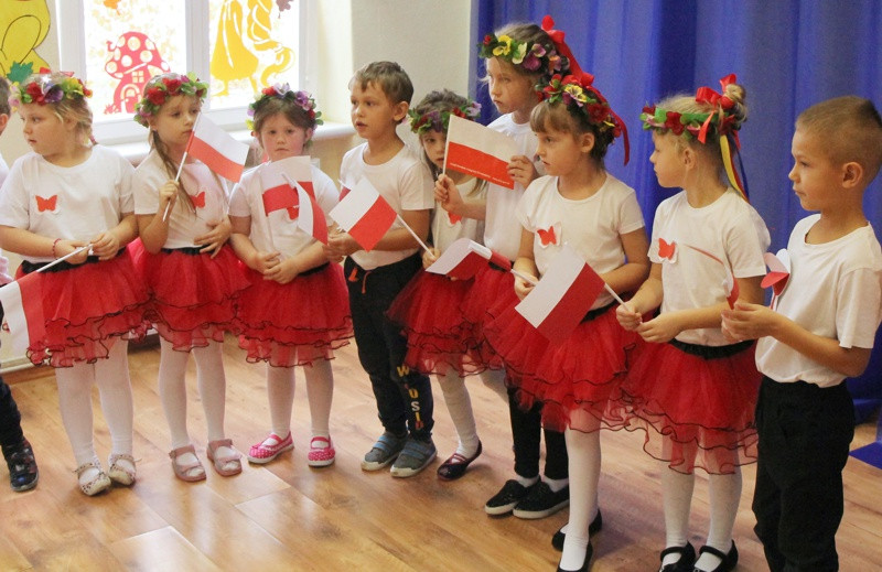 Biało-czerwono w trzebieskim przedszkolu [foto]