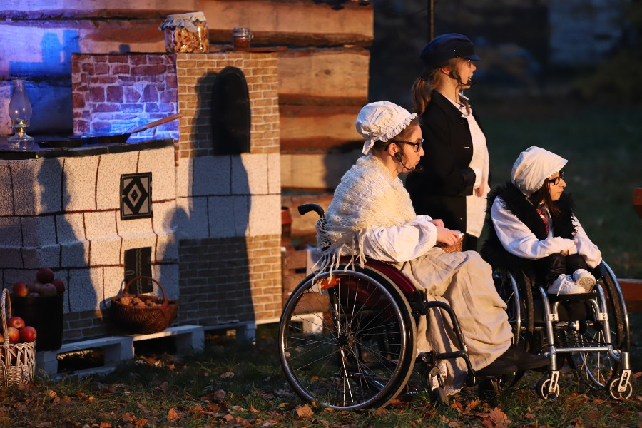 Widowisko historyczne w SOSW na 100-lecie niepodległości [foto]